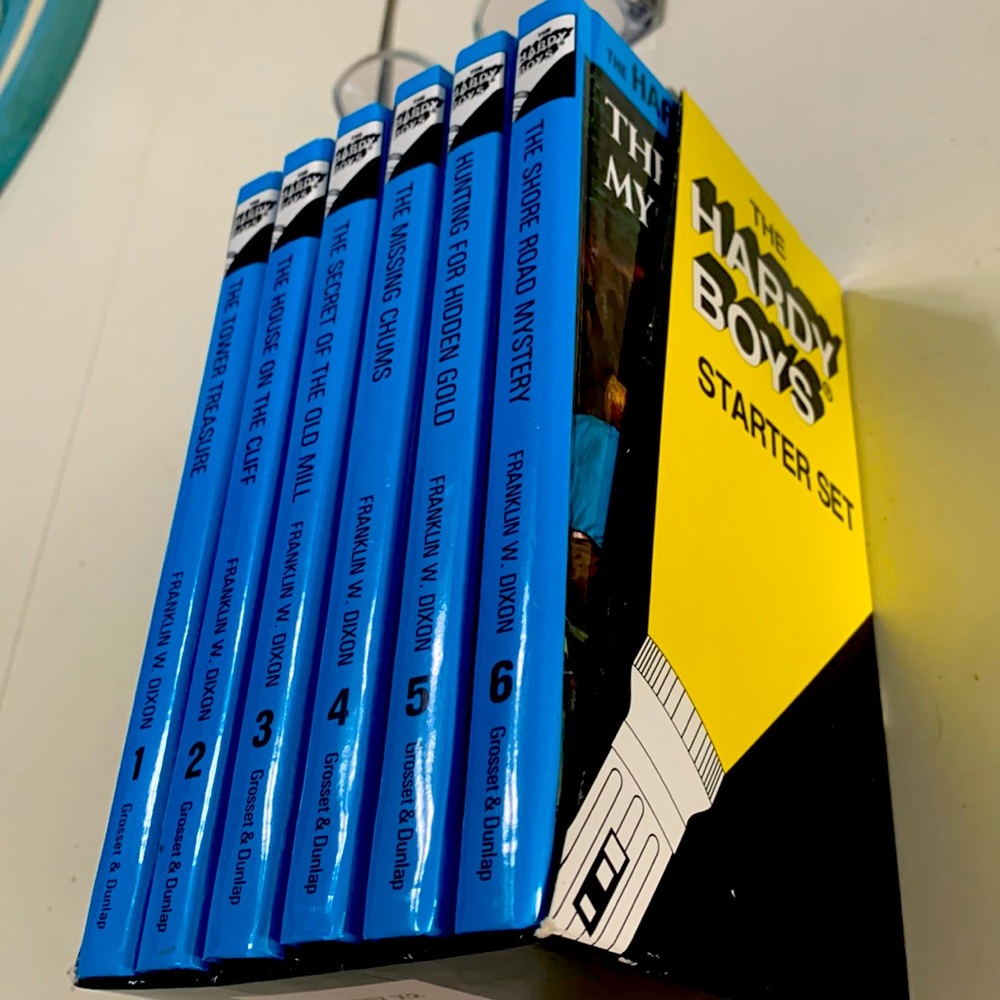 Hardy Boys Boxed Starter Set Books 1-6
